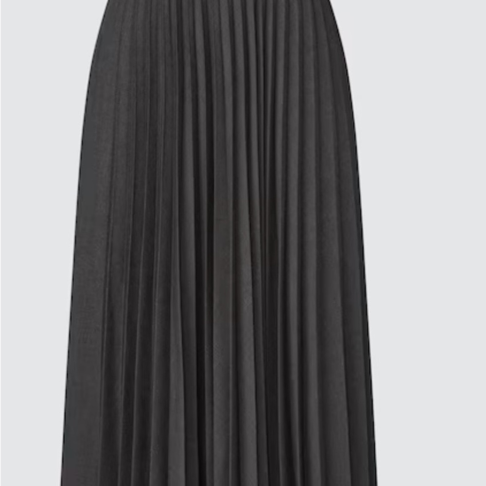 Uniqlo dark gray Garment Label